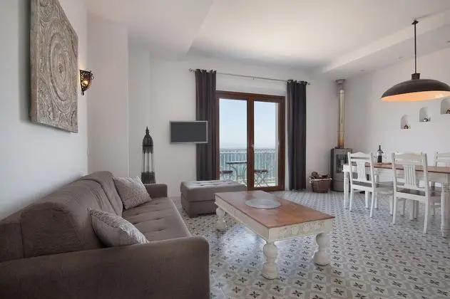 Apart Daire, 2 Yatak Odası, Deniz Manzaralı