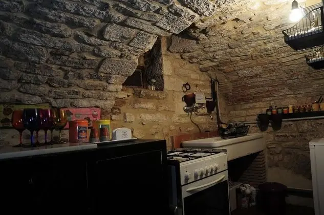 Traditional Ev, 2 Büyük (Queen) Boy Yatak