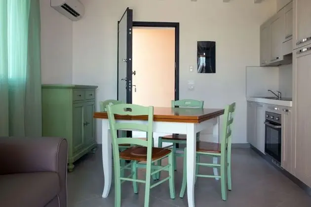 Comfort Apart Daire, 2 Yatak Odası, Mutfak, Bahçe Manzaralı