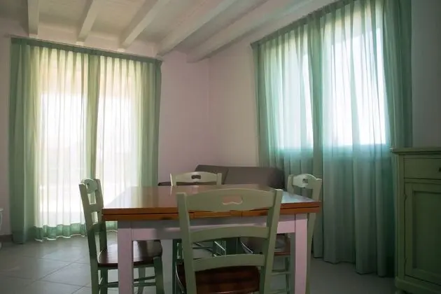 Comfort Apart Daire, 2 Yatak Odası, Mutfak, Bahçe Manzaralı