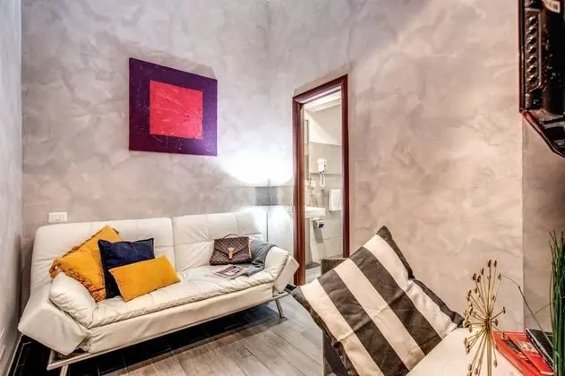 Büyük Yataklı Tek Kişilik Oda