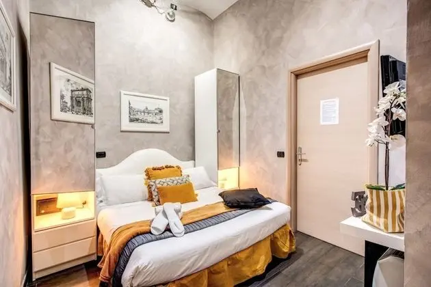 Büyük Yataklı Tek Kişilik Oda