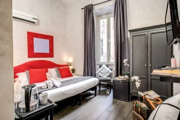 Classic Tek Büyük Yataklı Oda