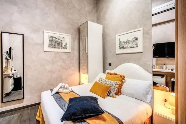 Classic Tek Büyük Yataklı Oda