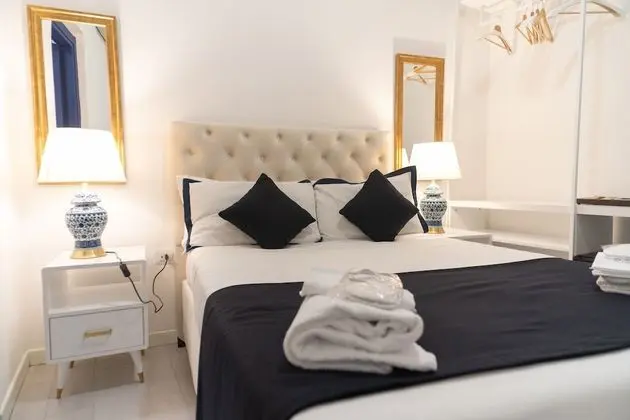 Standard Tek Büyük Yataklı Oda