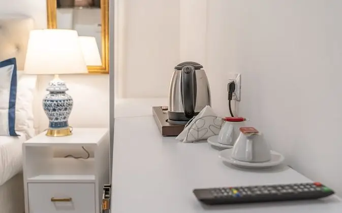 Standard Tek Büyük Yataklı Oda