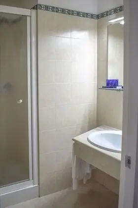 Classic Tek Büyük Yataklı Oda