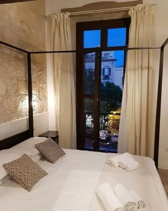 Deluxe Tek Büyük Yataklı Oda, 1 Büyük (Queen) Boy Yatak, Balkon, Şehir Manzaralı