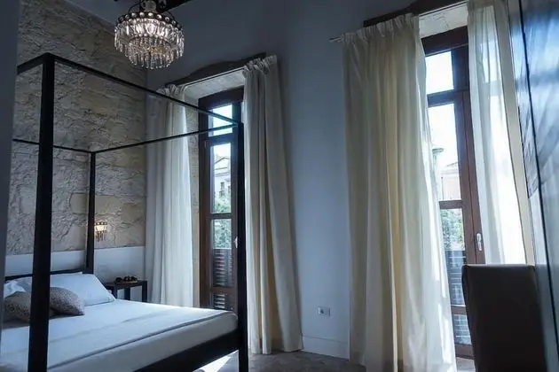 Deluxe Tek Büyük Yataklı Oda, 1 Büyük (Queen) Boy Yatak, Balkon, Şehir Manzaralı