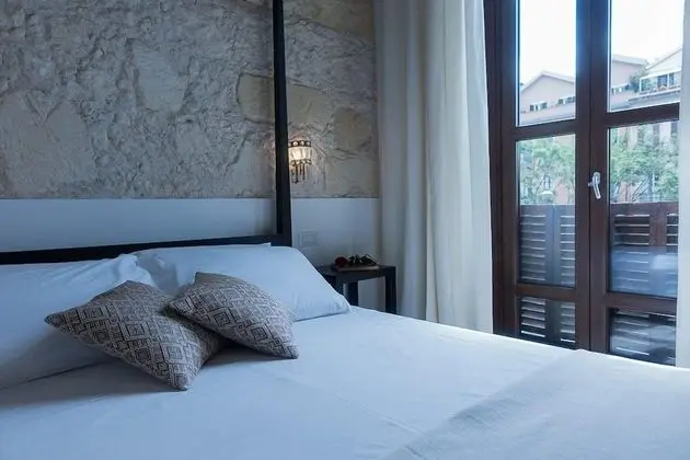 Deluxe Tek Büyük Yataklı Oda, 1 Büyük (Queen) Boy Yatak, Balkon, Şehir Manzaralı