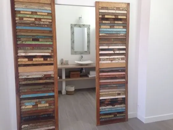 Deluxe Üç Kişilik Oda, Banyolu/Duşlu, Havuz Manzaralı (Attachante)