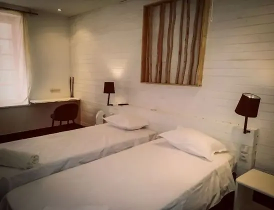 Standard Tek Büyük veya İki Ayrı Yataklı Oda (Standard Room With Balcony)