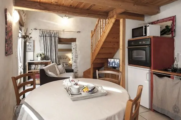 Superior Tek Büyük Yataklı Oda, Teras, Bahçe Manzaralı