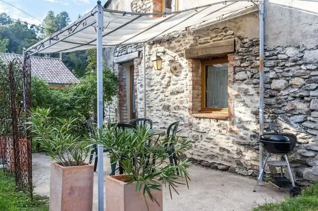 Superior Tek Büyük Yataklı Oda, Teras, Bahçe Manzaralı