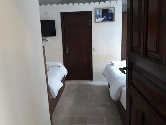 Aile Odası, Avlu Manzaralı
