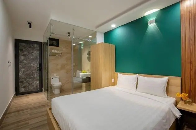 Luxury Oda