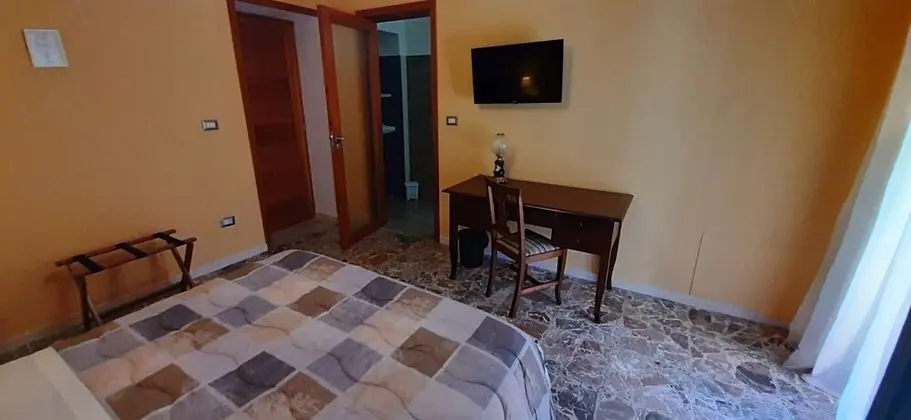 Superior Tek Büyük Yataklı Oda