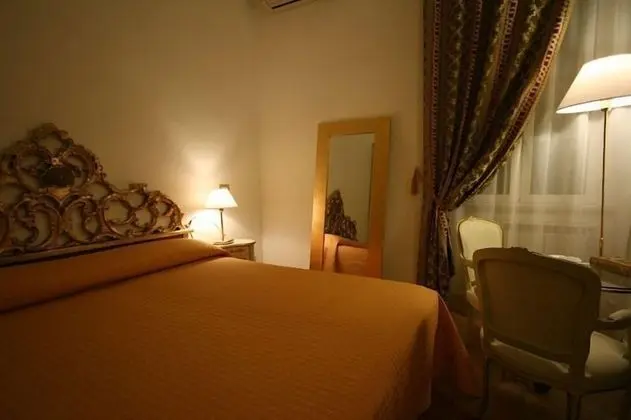 Tek Büyük veya İki Ayrı Yataklı Oda