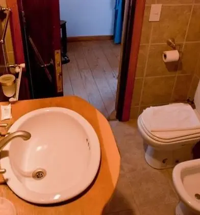 Basic Tek Büyük Yataklı Oda