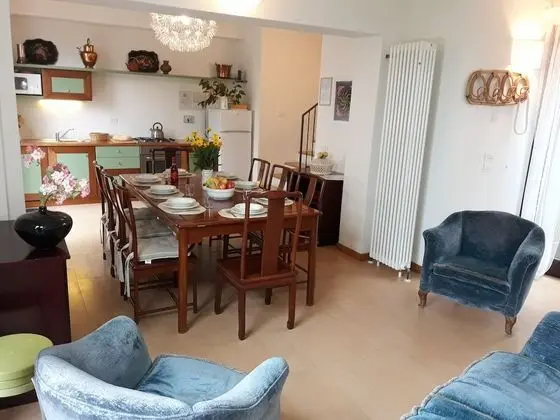 Apart Daire, 5 Yatak Odası