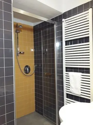 Apart Daire, 5 Yatak Odası