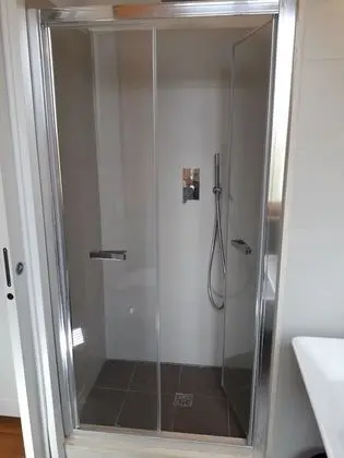 Apart Daire, 5 Yatak Odası