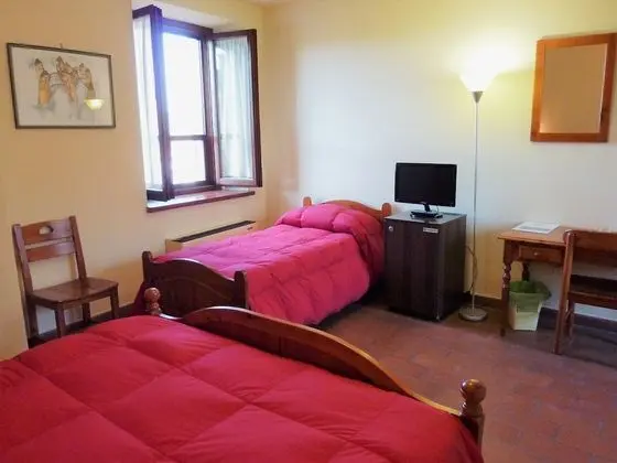 Basic Üç Kişilik Oda