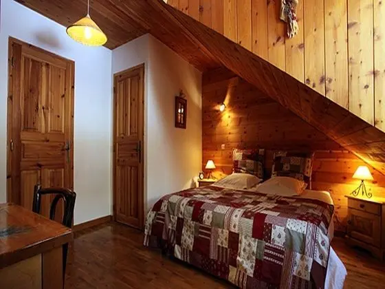 Luxury Üç Kişilik Oda, Banyolu/Duşlu (Orcière)