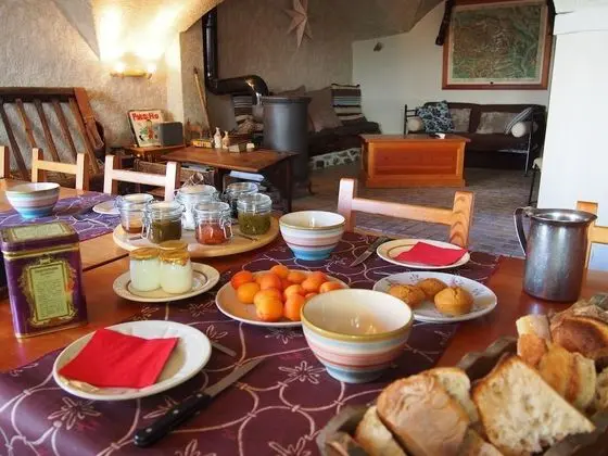 Luxury Üç Kişilik Oda, Banyolu/Duşlu (Orcière)