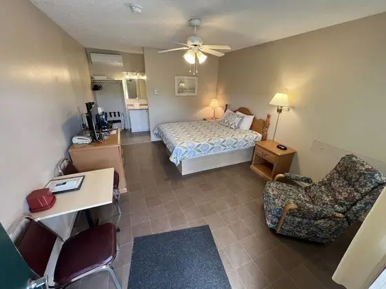 Classic Oda, 1 Büyük (Queen) Boy Yatak, Sigara İçilmez