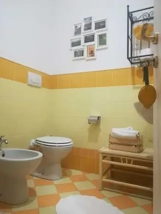 Üç Kişilik Oda (Arancio)