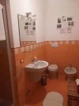 Üç Kişilik Oda (Arancio)
