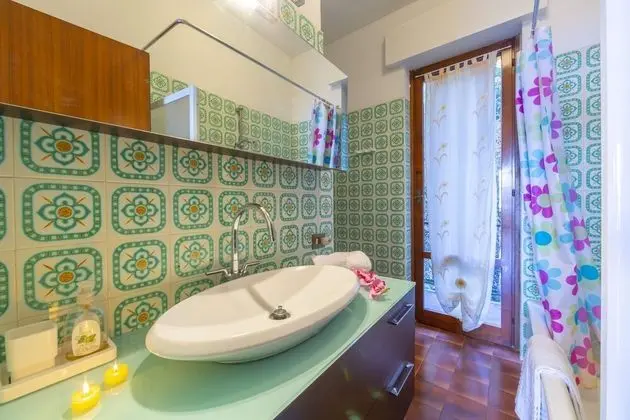 Family Apart Daire, Birden Çok Yatak, Dağ Yamacı (La Rosa Dei Venti Lake View Terrace)