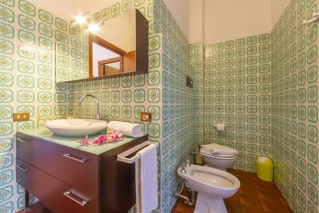 Family Apart Daire, Birden Çok Yatak, Dağ Yamacı (La Rosa Dei Venti Lake View Terrace)