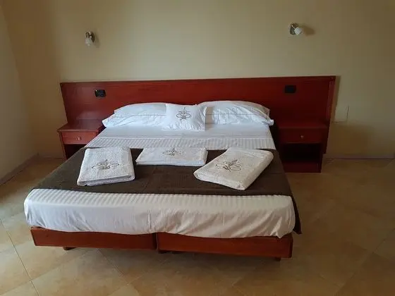 Tek Büyük Yataklı Oda, Balkon, Deniz Manzaralı