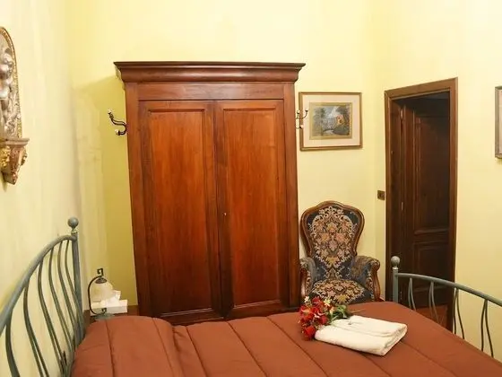 Üç Kişilik Oda