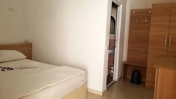 Economy Tek Büyük Yataklı Oda