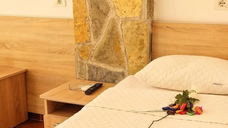 Traditional Üç Kişilik Oda