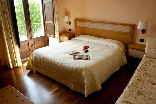 Tek Büyük veya İki Ayrı Yataklı Oda