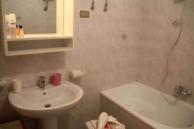 Tek Büyük Yataklı Oda, Banyolu/Duşlu (Arancione)