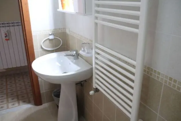 Tek Büyük Yataklı Oda, Özel Banyo (External - Violetta)