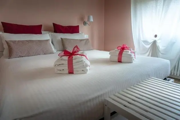 Tek Büyük Yataklı Oda, Bahçe Manzaralı