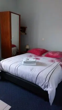 Premium Tek Büyük Yataklı Oda