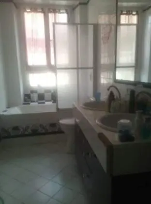 Standard Tek Büyük Yataklı Oda, Ortak Banyo