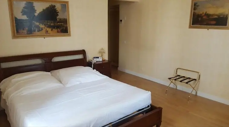 Üç Kişilik Oda