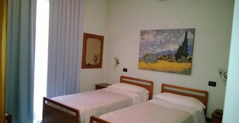 İki Ayrı Yataklı Oda