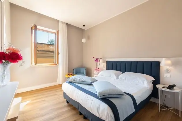 Deluxe Tek Büyük veya İki Ayrı Yataklı Oda, 1 Çift Kişilik veya 2 Tek Kişilik Yatak