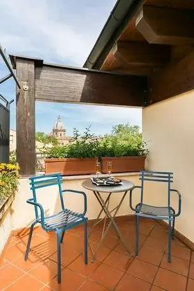 Superior Tek Büyük veya İki Ayrı Yataklı Oda, 1 Çift Kişilik veya 2 Tek Kişilik Yatak, Balkon