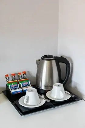 Üç Kişilik Oda