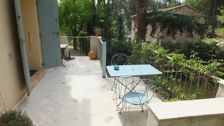 Tek Büyük Yataklı Oda, Teras (Sacristie)